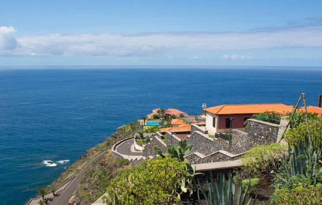 Juan Fernandez House | Ocean view house