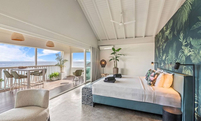 Pietermaai District Apartment | Ocean View Loft Apartment with beautiful sea view