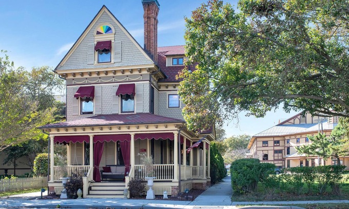 Ocean Grove House | Ocean View, Pathway Situated, Large Wrap Around Porch, Private Parking!