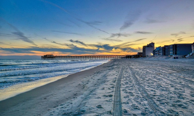 Garden City Condo | OCEANFRONT 2BR2BATH TOP FLOOR END UNIT CONDO OFFERING AMAZING VIEWS
