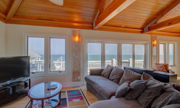 Ocean City Beach House | Oceanfront Acropolis