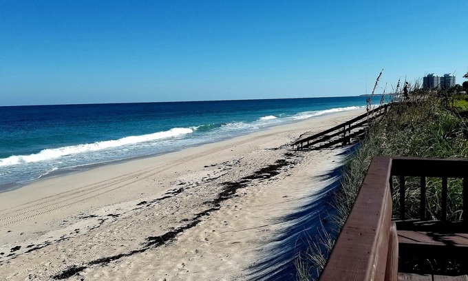 Central Beach Condo | Oceanfront and Ocean view paradise! Two-bedroom/two-bath vacation retreat.