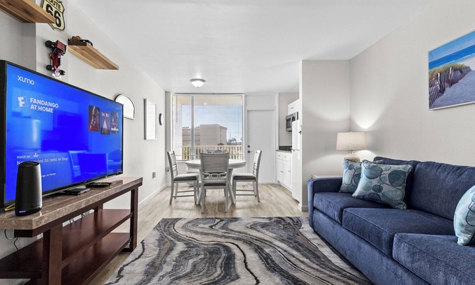 Silver Beach Park Condo | Oceanfront Bliss – Updated Condo Close to Daytona Events