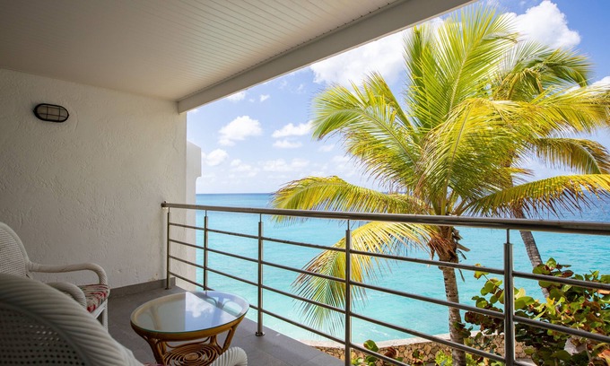 Maho Condo | *OCEANFRONT Cosy and modern style condo*