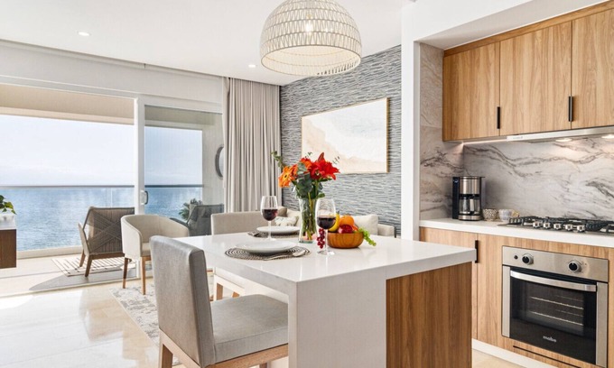 Las Glorias Condo | Oceanfront Escape 1BR 2 baths 8 Heated Pools