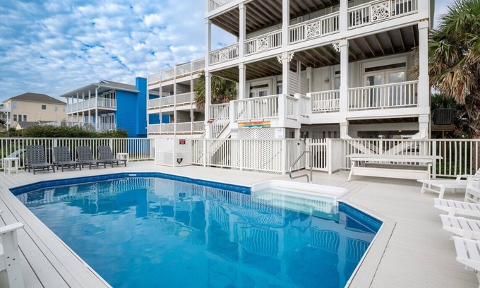 North Carolina Coast Condo | Oceanfront Escape with Shared Pool in Carolina Beach