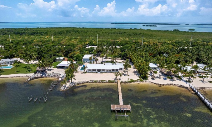 Islamorada House | Oceanfront Estate in the Heart of Islamorada