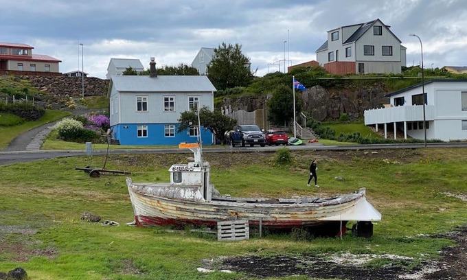 Stykkisholmur Villa | Oceanfront holiday home with outdoor hot tub.