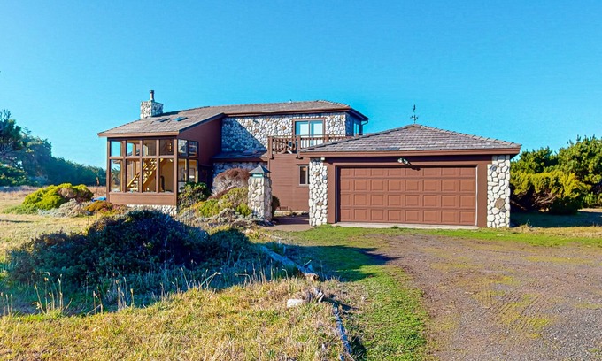 Caspar House | Oceanfront home on acreage w/private hot tub & amazing views, close to hiking