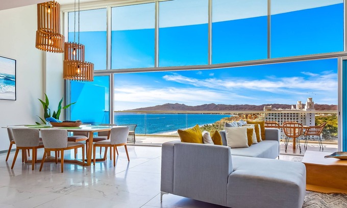 Flamingos Condo | Oceanfront luxury with amazing view, 4 pools, private beach, on-site spa, dining