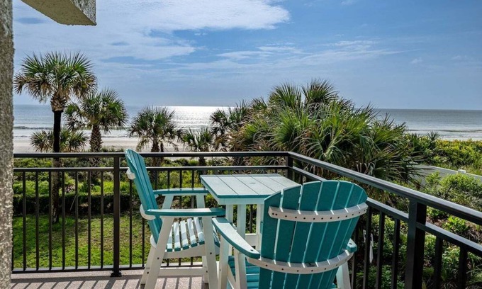 Crescent Beach Condo | Oceanfront Oceanside Dream at Ocean House 222