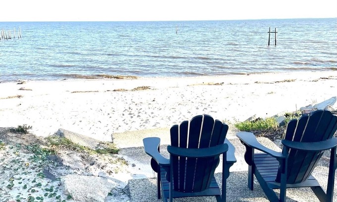 Ocean Springs House | OceanFront Private Beach House Retreat