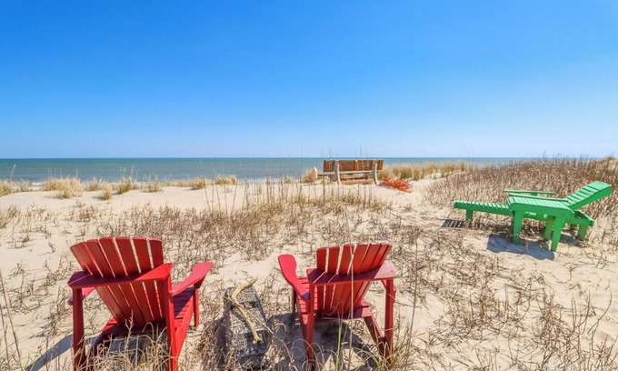South Nags Head House | Oceanfront South Nags Head home with lots of outdoor space!
