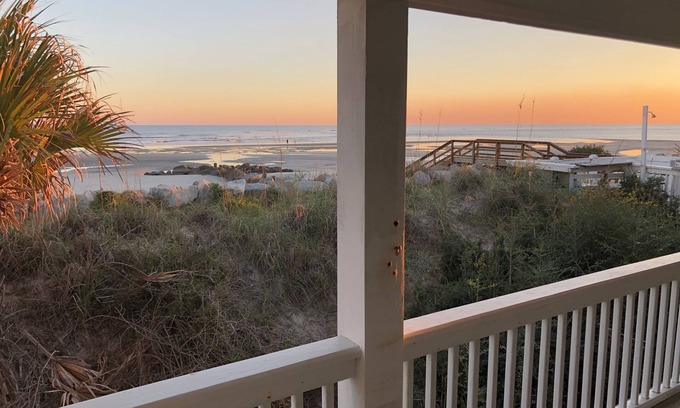 Beaufort House | Oceanfront House - 5 Bedroom