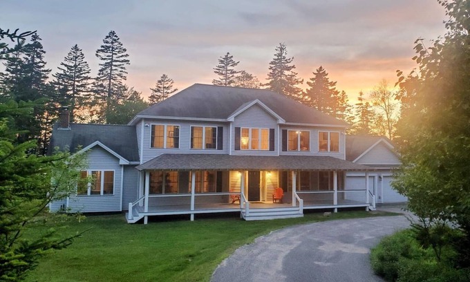 Steuben House | Oceanfront - Vista Cove