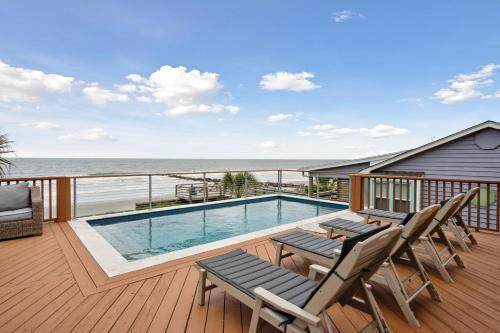 Folly Beach House | Oceanfront w Pool Panoramic Deck Views 5BDR Folly Ocean Breeze by AvantStay