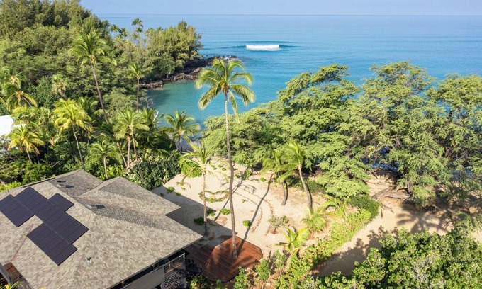 Puako House | Oceanfront Waialea Bay Home with AC
