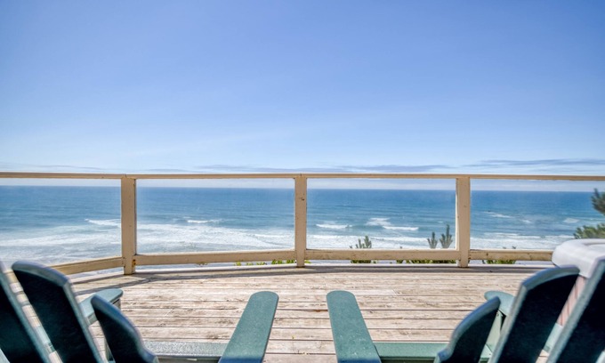Nelscott House | Oceanfront With Speculator Views, Hot Tub, Steam Shower & Community Pool!