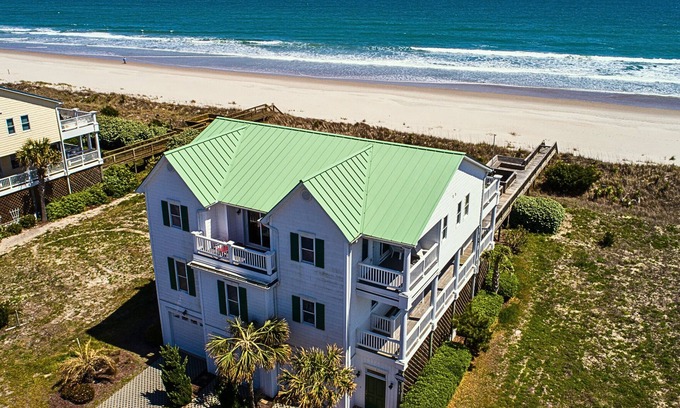 Topsail Beach House | Oceans 111 | Oceanfront with Elevator + Direct Beach Access!