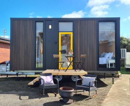 Portland House | Oceans Edge Retreat by Tiny Away