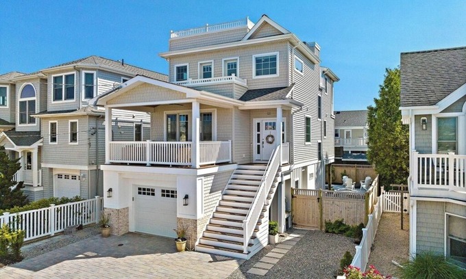 Beach Haven House | Oceanside house, luxury new build located in the heart of Beach Haven