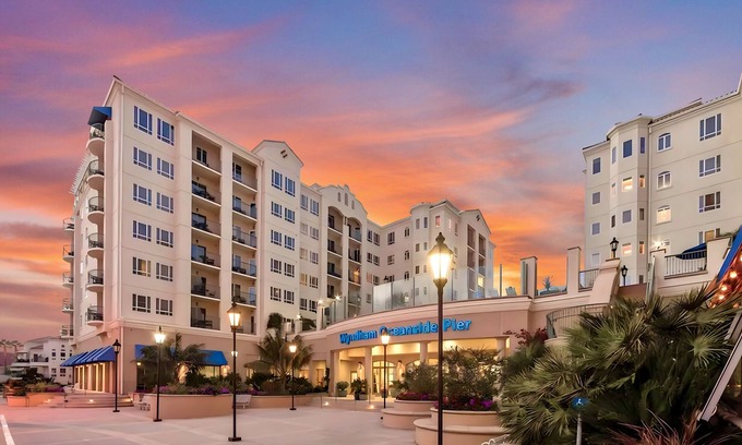 Townsite House | Oceanside Pier Resort - Many Dates Available!