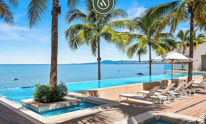 Olimpica Apartment | Oceanview 1 BR Condo with Pools and Beach Access