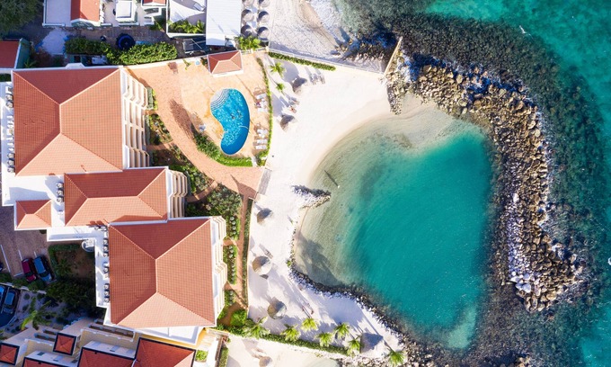 Nieuw Nederland Apartment | Oceanview| family |private beach and pool