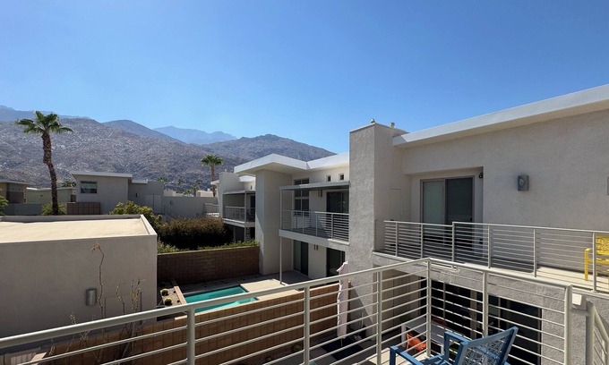 Twin Palms House | Oceo Oasis - 2/2 Townhome with private pool