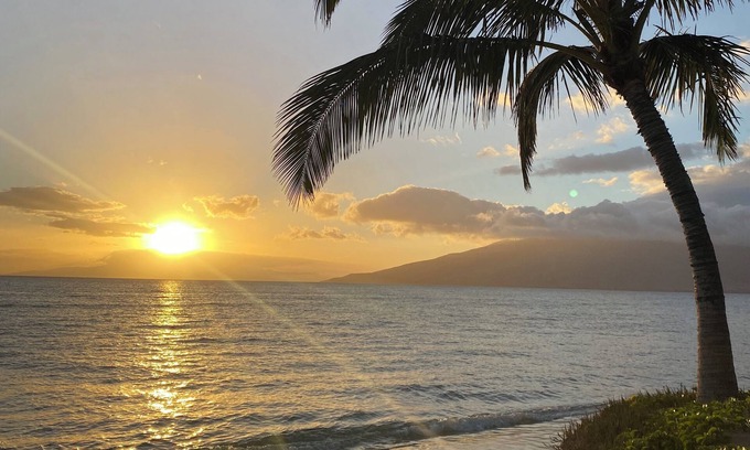 Kihei Apartment | OCT-Nov 2025 SPEC! 2BR/1BA BEACHFRONT - GREAT LOCATION- EXCEPTIONAL REVIEWS