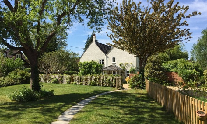 New Forest District Cottage | October House Holiday Cabin