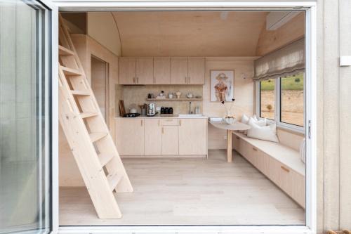 North Cape House | Off-grid Beachfront Cabin on Kangaroo Island