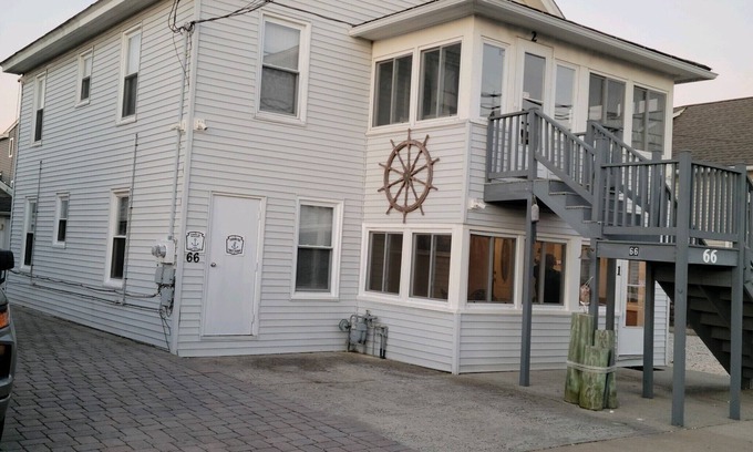 Ortley Beach Apartment | Off Season rental! (min stay 30 days)