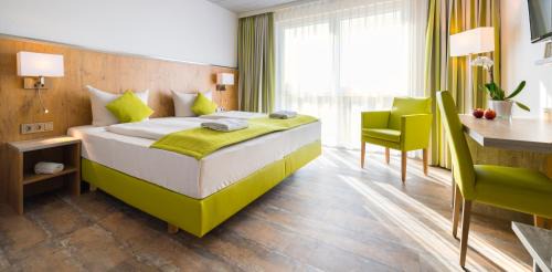 Geisingen Hotel | OHO Rooms Geisingen - Digital Access Only
