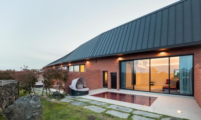 Hallim House | Ohyeongjae Private Pool Villa