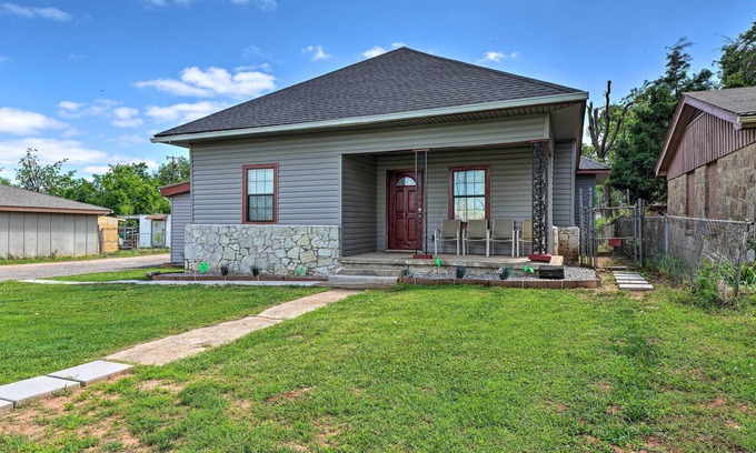 Central Oklahoma City House | OKC Home w/ Fenced-In Backyard & Pool Table