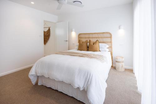 Anna Bay Villa | Olas Villa 1 - Plunge Pool & Walk to Beach
