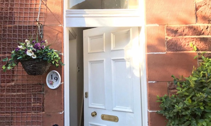 North Berwick House | Old Abbey Cottage