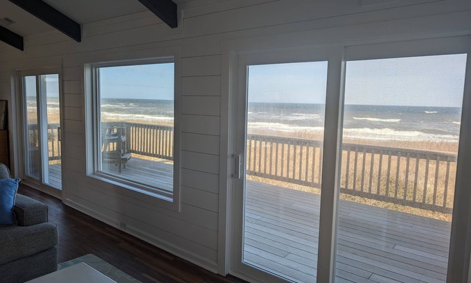 Duck Cottage | Old Bay Hideaway Oceanfront New Ownership and updated 2024