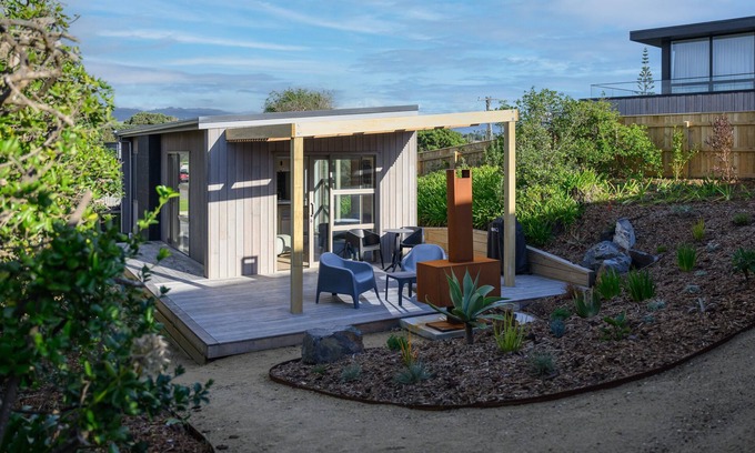 Waikanae House | Old Beach Pods - TuterenLuxury Beach Retreat