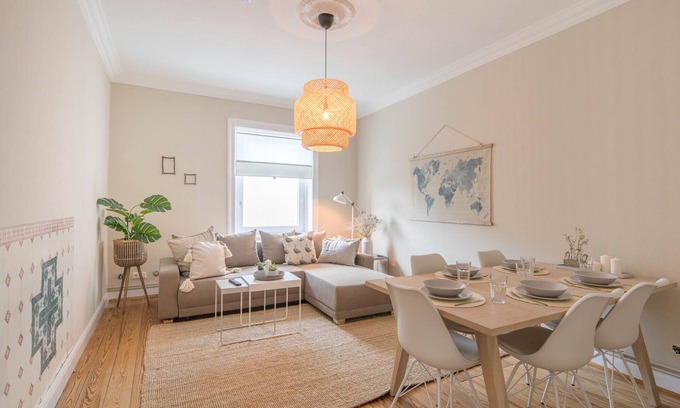 Eppendorf Apartment | Old building apartment for up to 4 persons "SCHUTE" in Eppendorf - 4th floor