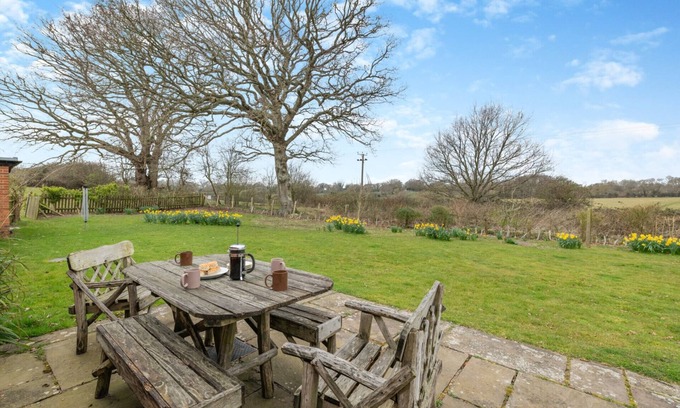 Playden House | Old Dairy Barn - Three Bedroom House, Sleeps 6