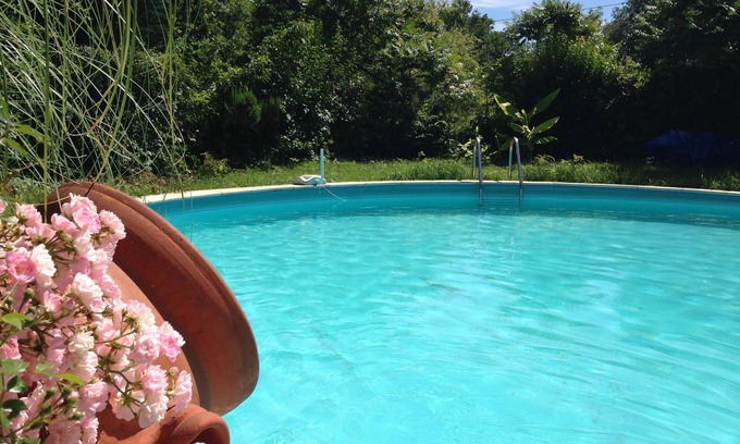 L'Honor-de-Cos Cottage | Old farmhouse in the countryside with private pool for 6-8 people