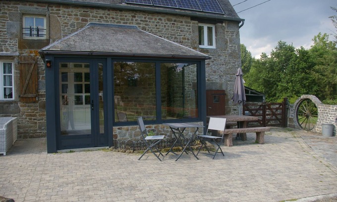 Roullours House | Old Farmhouse with 5 Bedrooms Classified 3*