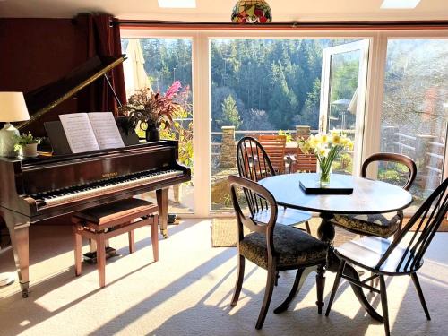 Gunnislake House | Old Miners Cottage