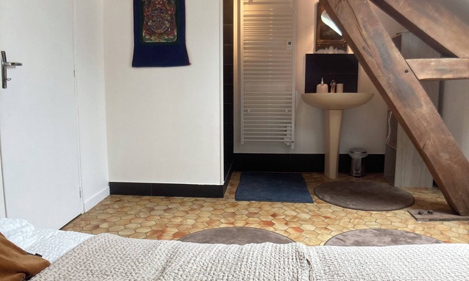 Lignieres-Orgeres Bed & Breakfast | Old Rectory, Charm guest house, family suite in Natural Parc Normandie Maine