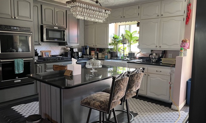 West Old Town House | Old Town 2BD1BA, Pet friendly