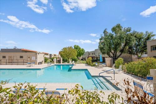 Casa Granada Townhouses House | Old Town Elegance