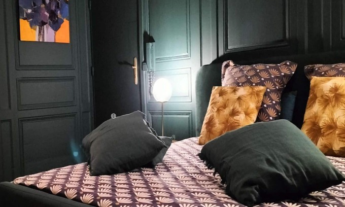 Nancy City Centre Apartment | Old Town Stanislas with Parking