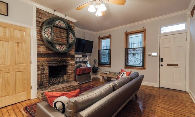 Washington Square West House | Old-World Charm House with Roof Deck in Ave of the Arts, Philadelphia